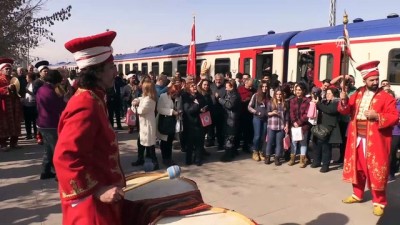 gard - 'Doğu Ekspresi' yolcularına mehteranlı karşılama - ERZİNCAN Videosu