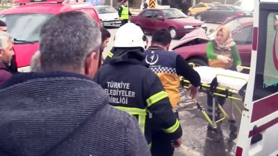 kirim - Düzce'de iki otomobil çarpıştı: 5 yaralı Videosu