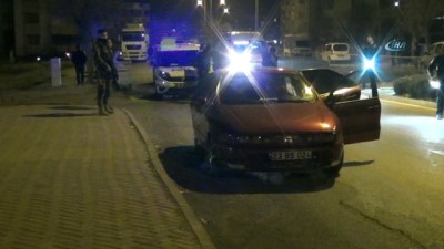 silahli saldiri -  Elazığ'da silahlı saldırı : 1 ölü, 1 yaralı  Videosu