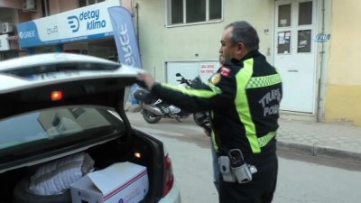 hayvan -  Lüks otomobilde ölüme terk edildiler  Videosu