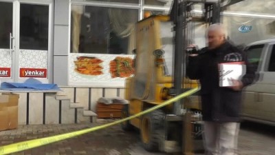 ilk mudahale -  Konya'da 3. kattan düşen genç yaralandı  Videosu