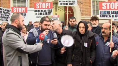 universite ogrencisi -  - Londra’da öldürülen Hasan Özcan'ın ailesinden sitem
- “Polis hiçbir şey yapmıyor, belediye hiçbir şey yapmıyor. Emniyet Müdürü hiçbir şey yapmıyor” Videosu