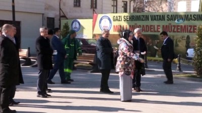 sinir otesi -  Milletvekilleri Şahinbey'de gün yüzüne çıkarılan konakları inceledi Videosu