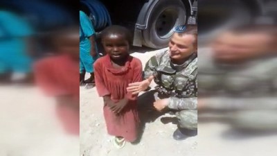 izmir marsi -  - Somalili askerler “Şampiyon Giresunspor” tezahüratları yapıp İzmir marşı okudular  Videosu