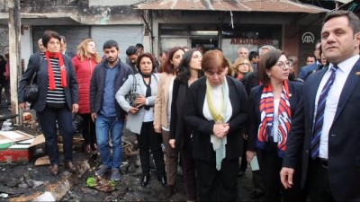 kadin milletvekili - CHP'li kadın milletvekilleri yangında zarar gören esnafı ziyaret etti - OSMANİYE  Videosu