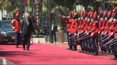  - Cumhurbaşkanı Erdoğan, Senegal’de resmi törenle karşılandı