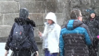  Erzurum’da kar yağışı