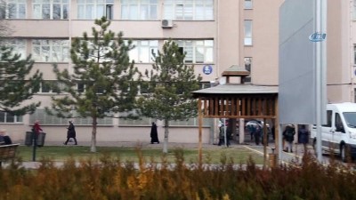  Savaşta topuğunu kaybeden gence yeni topuk yapıldı 