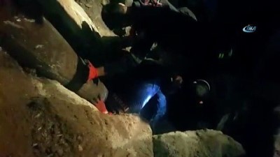  Sondaj kuyusuna düşen yavru köpek 10 saatlik çalışma sonucu kurtarıldı 