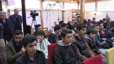 Yeni Malatyasporlu futbolcular gençlerle buluştu - MALATYA