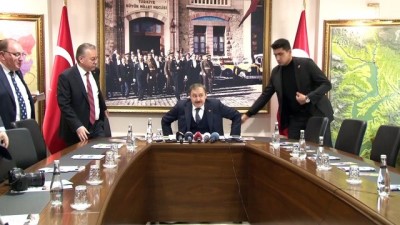 bolunmus yollar - Bakan Eroğlu: 'O yollar ne berbattı, şimdi yollar Afyon kaymağı gibi oldu' - EDİRNE Videosu