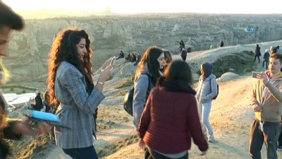 olumsuz -  Kapadokya’da yer turist gök balon dolu  Videosu