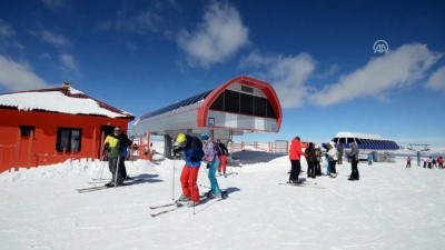 yabanci turist - Cıbıltepe'de mart ayında kayak keyfi - KARS  Videosu