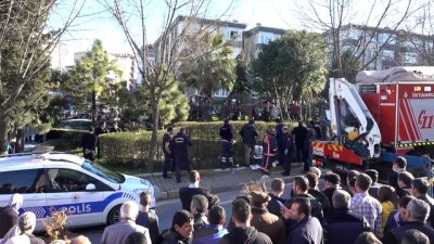 cenaze arabasi - Küçükçekmece erkek cesedi bulundu - İSTANBUL Videosu