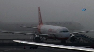 yolcu ucagi -  Yoğun sis hava ulaşımını olumsuz etkiliyor  Videosu