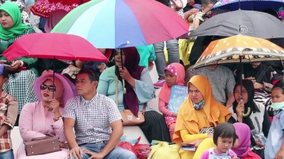 guvenlik onlemi - Endonezya'da geleneksel at yarışı - AÇE  Videosu