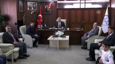 lise ogrencisi - Kekeme genç 3 ayda hafız oldu - KAYSERİ  Videosu