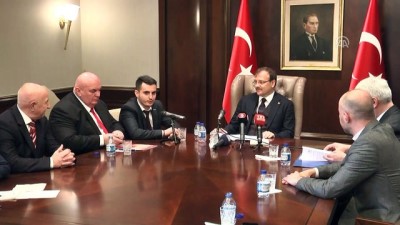 teror orgutu - Başbakan Yardımcısı Çavuşoğlu: 'Sivillerin zarar görmemesi için azami dikkat gösteriliyor' - ANKARA Videosu