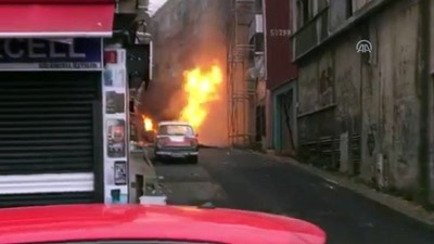 saglik ekibi - Fatih'te doğal gaz borusunda patlama (2) - İSTANBUL  Videosu