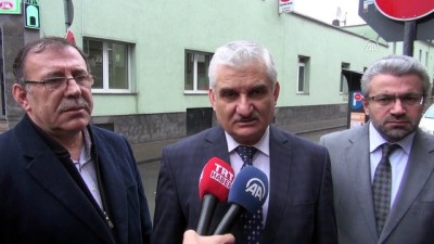musamaha - Terör örgütü yandaşları Köln'de camiye Berlin'de restorana saldırdı - KÖLN-BERLİN  Videosu