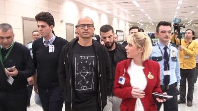 eski futbolcu - Alex De Souza İstanbul’da  Videosu