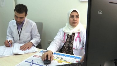 saglik hizmeti - 'Beyaz önlüğü' ilk kez Türkiye'de giydi - İZMİR  Videosu