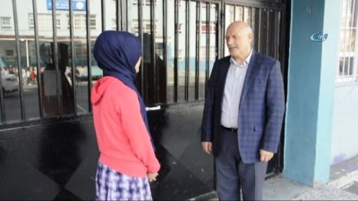 ogretmenler -  Veliden öğretmene yumruklu saldırı kamerada  Videosu