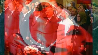 cuma namazi -  Başbakan Yardımcısı Bozdağ: 'Bazı çevreler dini güveni yıkmak için planlı çalışmalar yapıyor' Videosu