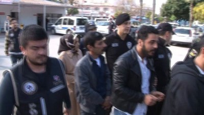 silahli kavga -  Çıkar amaçlı silahlı suç örgütü aileden 145 tapu çıktı  Videosu