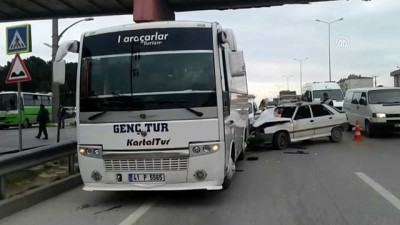 Derince'de trafik kazası: 3 yaralı - KOCAELİ