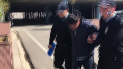 metro istasyonu -  Kadıköy'de metro istasyonunda, işe giden başörtülü bir kadına küfür ederek saldıran A.M emniyetteki ifadesinin ardından Kartal'daki İstanbul Anadolu Adalet Sarayı'na sevk edildi.  Videosu