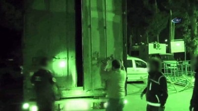 lyon -  Mersin'de 1 milyon 220 bin adet uyuşturucu hap ele geçirildi  Videosu