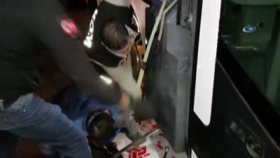 kacakcilik -  Yakıt deposundan kaçak sigara çıktı  Videosu