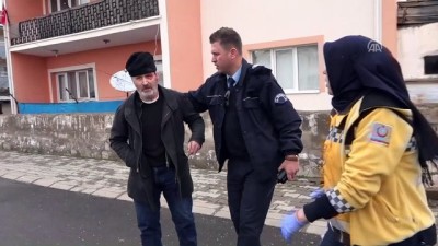 engelli vatandas - Zihinsel engelli vatandaş, makam aracıyla hastaneye götürüldü - SİVAS Videosu