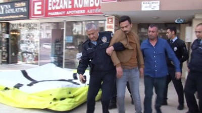 cati kati -  Polis, intiharın eşiğinden aldığı genci ' Kübra'ya gerek yok, biz seni seviyoruz' diye teselli etti  Videosu