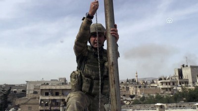 teroristler - Afrin'de Türk bayrağı (2)  Videosu
