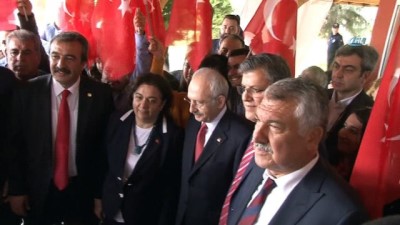 gaziler -  CHP Genel Başkanı Kemal Kılıçdaroğlu: 'Tüm şehitlerimizi rahmetle anmak, şükranlarımızı sunmak hepimizin ortak görevidir'  Videosu