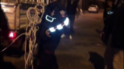 kurtarma operasyonu -  Dereden düve kurtarma operasyonu  Videosu