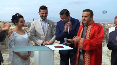 evlilik teklifi -  Dünyanın en büyük yer altı kentinde nikah kıydırdılar  Videosu