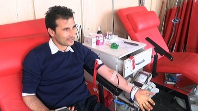 yarali asker -  Türk Kızılayı kan bağışı tırı sınırda... Mehmetçik için kan bağışına yoğun ilgi  Videosu