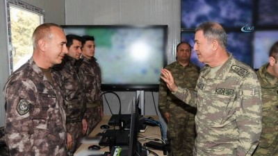  Genelkurmay Başkanı Akar’dan yaralı askerlere ziyaret