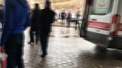 yolcu minibus -  Minibüs şarampole yuvarlandı: 1 ölü, 9 yaralı Videosu