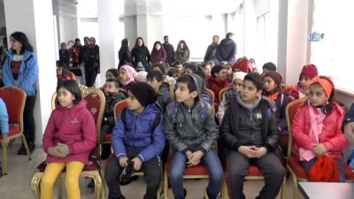 deprem bolgesi -  Ovacıklı öğrenciler Afrin'deki mehmetçiğe selam gönderdi Videosu