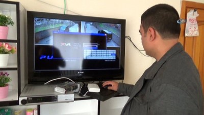 alarm sistemi -  Aracın lastiklerini böyle kesti...Bir ayda 8 kez aracının lastikleri kesildi  Videosu