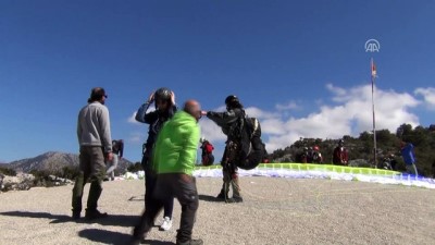kis turizmi - Babadağ kışın da 'uçuruyor' - MUĞLA  Videosu