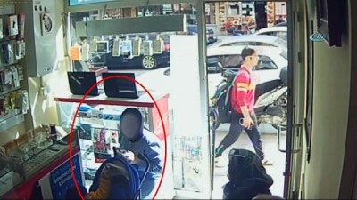 elektronik urun -  Bebek arabasındaki çocuğu ile böyle hırsızlık yaptı  Videosu