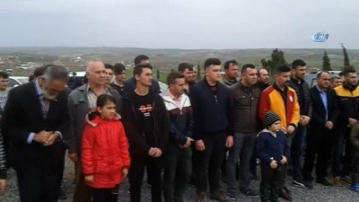  Dev Türk bayrağını göndere çektiler 