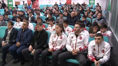 odul toreni -  Gaziosmanpaşa Belediyesi'nden başarılı olan sporculara 100 bin TL para ödülü  Videosu