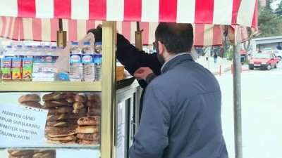 salar - 'Simitçi abla'nın bir günlük geliri Mehmetçik'e - İSTANBUL  Videosu