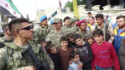 insani yardim - 2. Ordu Komutanı Temel, Afrin'de Videosu